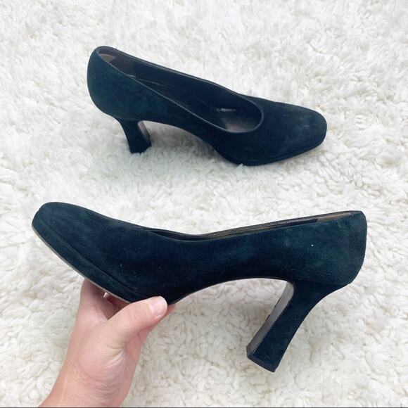 Salvatore Ferragamo Shoes - Salvatore Ferragamo Black Suede Round Toe Pumps